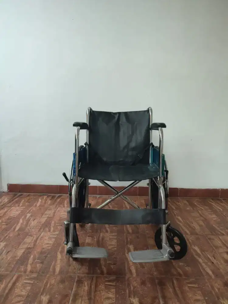 Jual Cepat Kursi Roda standar Kesehatan