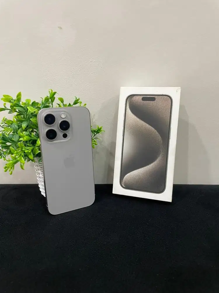 IPhone 15 Pro 256GB Dual Sim On Natural mulus Fullset BH 91% Bea Cukai