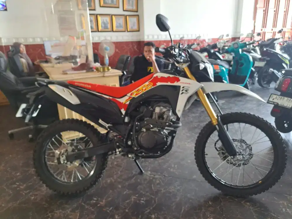 Hub ima DP Promo CRF 150L 2025 . KM rendah 800 perak ! Bisa cod