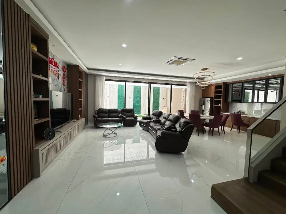 DIJUAL RUMAH FURNISH RAFFLES GARDEN CITRALAND SUPER CIAMIK!