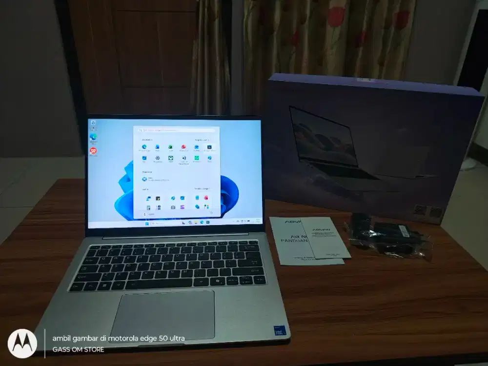 Advan air neo intel core 5 14inc FHD+ 8/256gb