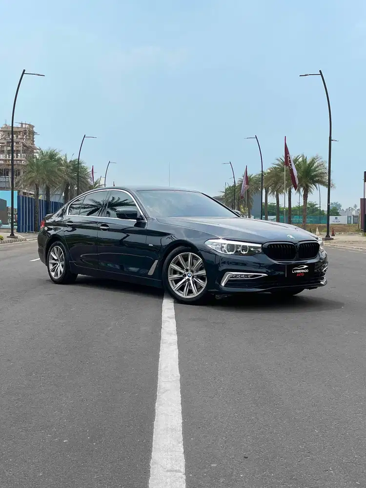 BMW G30 520i LUXURY LINE 2018