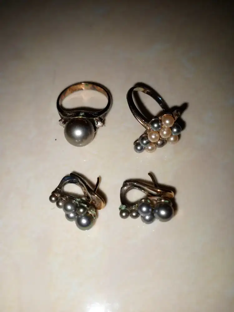 Mutiara hitam dan putih original