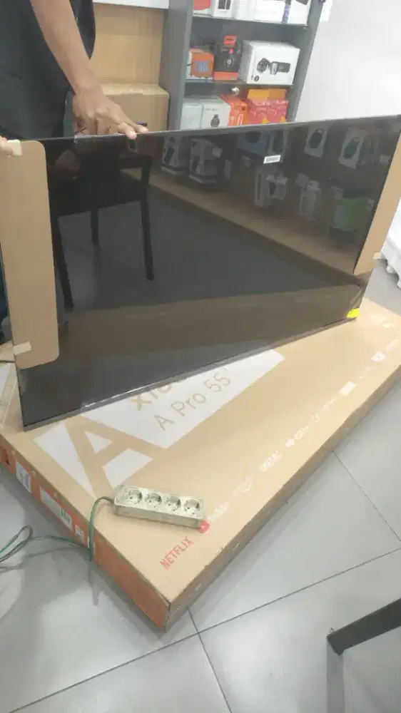 TV 2JT AN AJA DI ERAFONE 32 INC