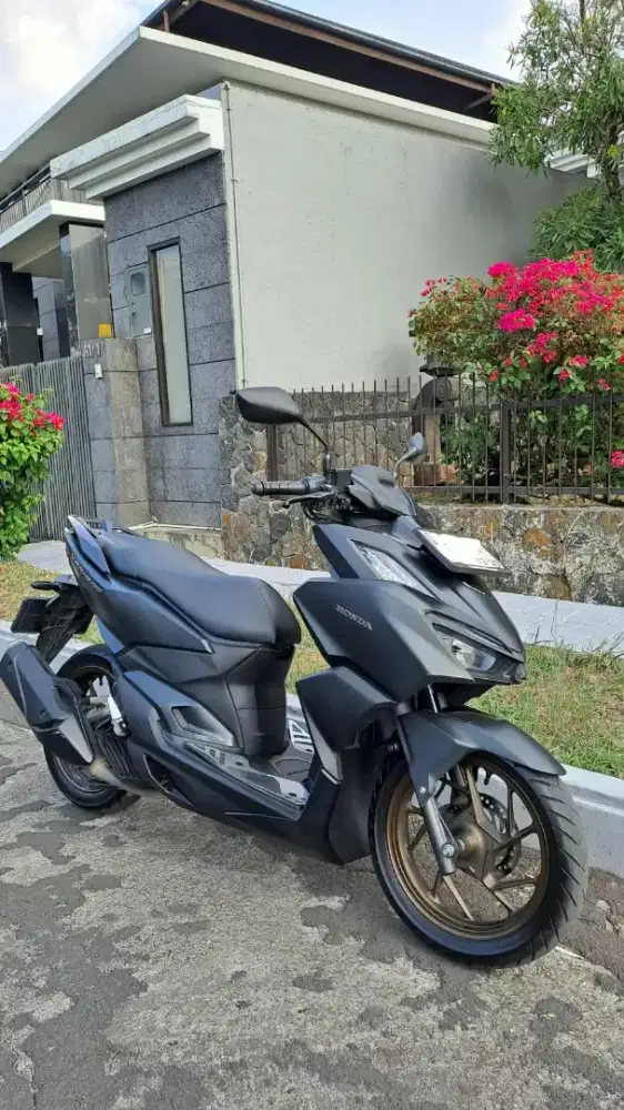 Jual motor vario 160 tahun 2024 kondisi mulus terawat
