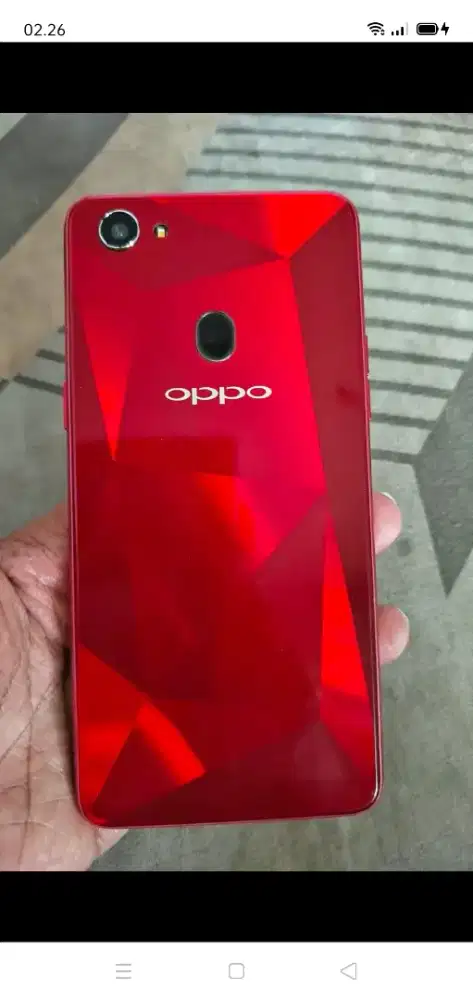Dijual cepat hp OPO f 7 ram 4 /64 semua lancar suara kenceng