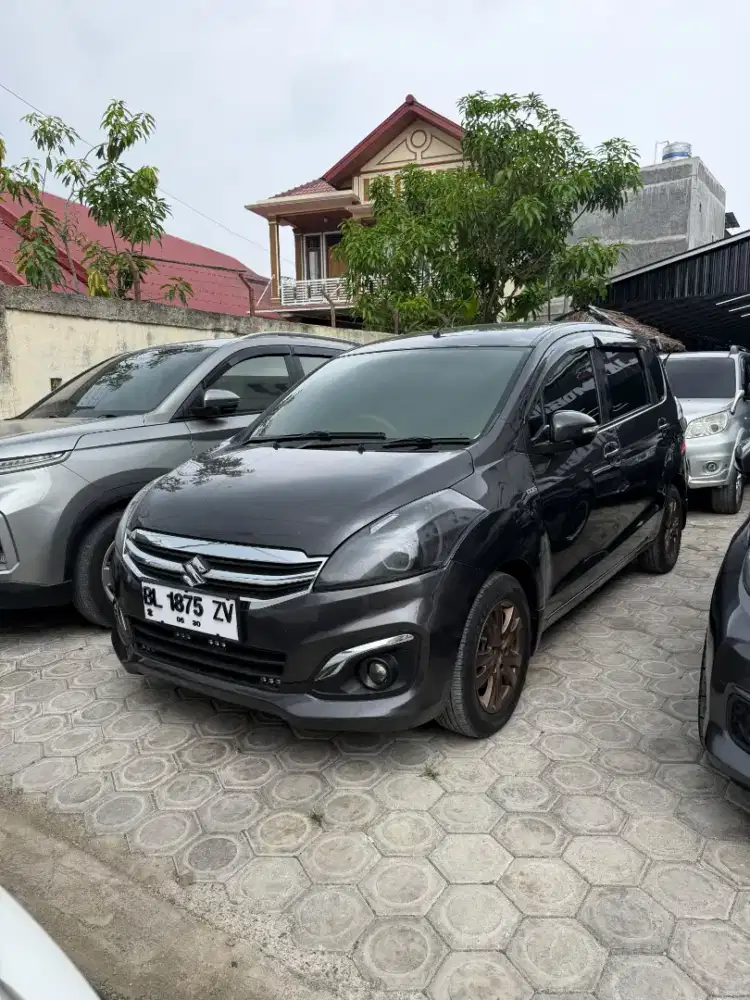 Suzuki Ertiga GX Solar 2017 manual
