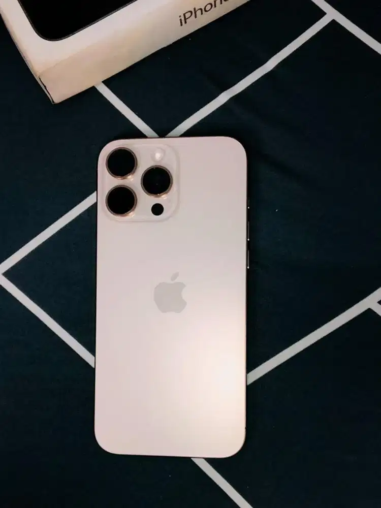 WTS IPHONE 16 PRO MAX DESERT TITANIUM 256GB