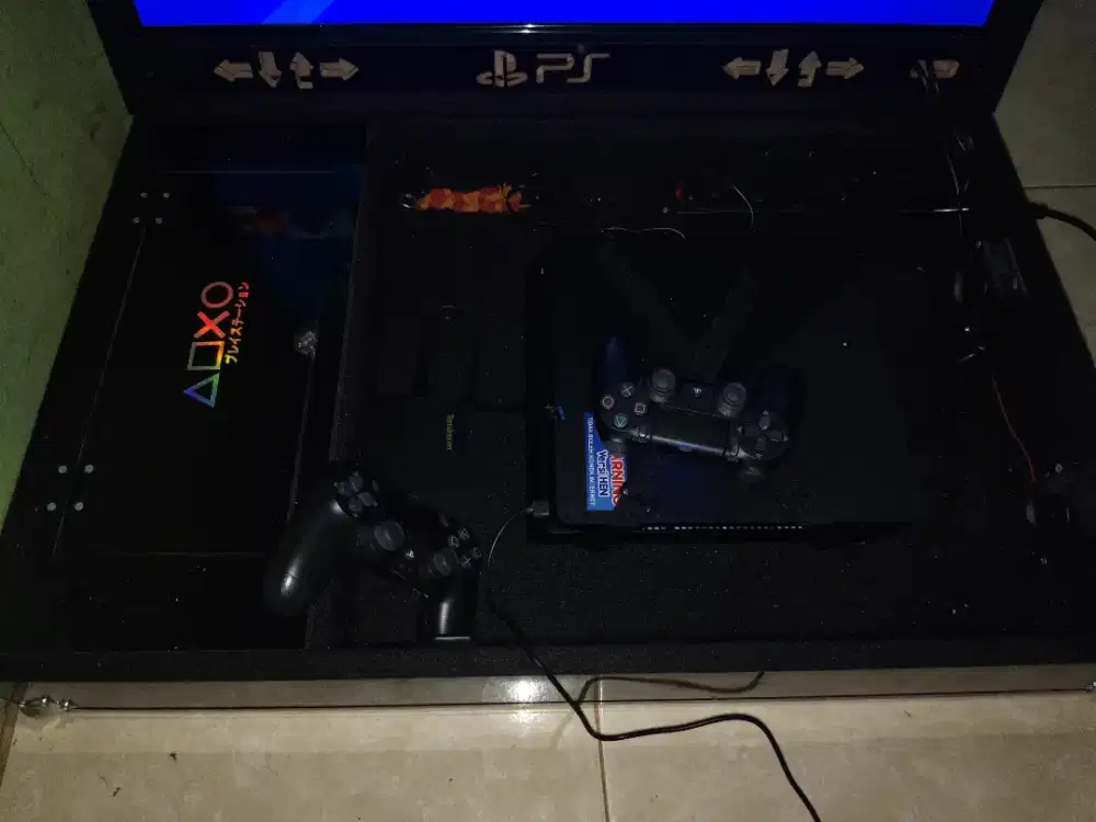 Ps4 slim 1 tb play box 32 Inc