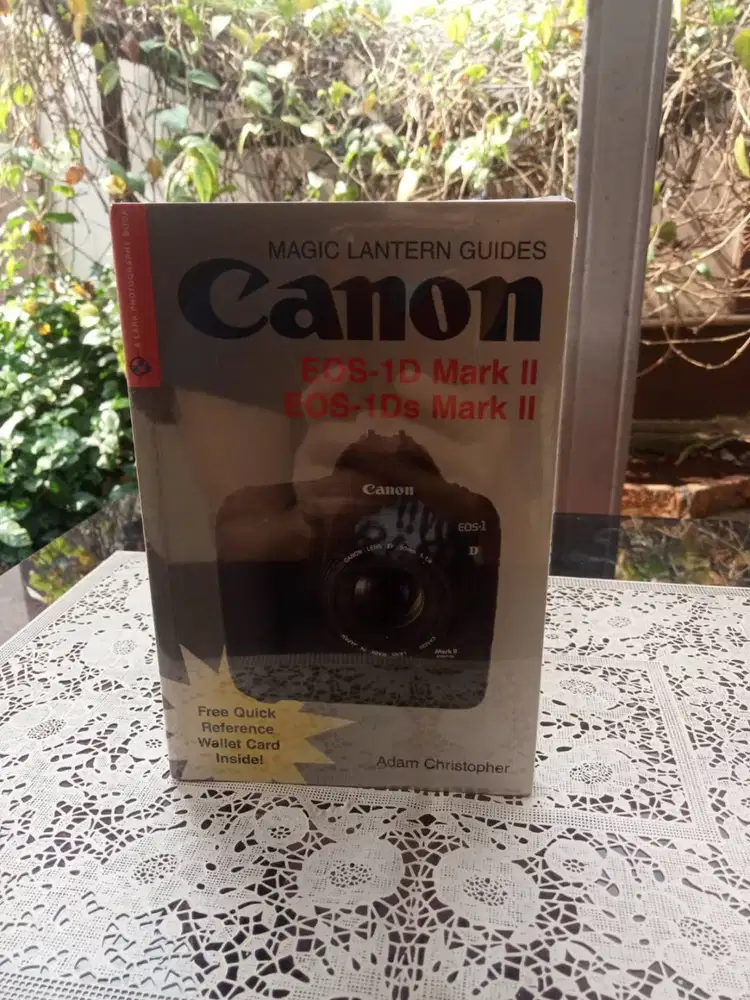 Buku Fotografi Judul Canon EOS-1D MARK II, EOS-1Ds MARK II.