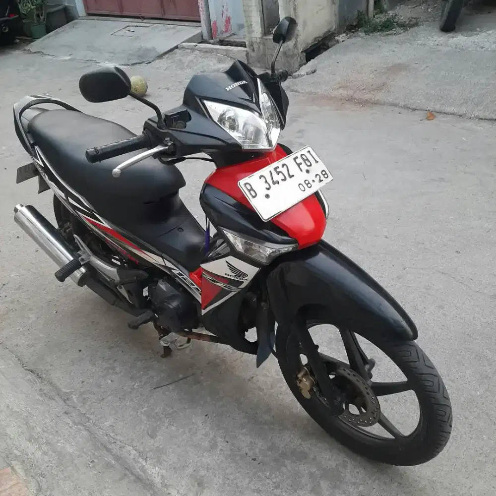 Honda Supra X 125 2013 One Heart Karbu,ss lengkap,pajak hidup,Bks Kab