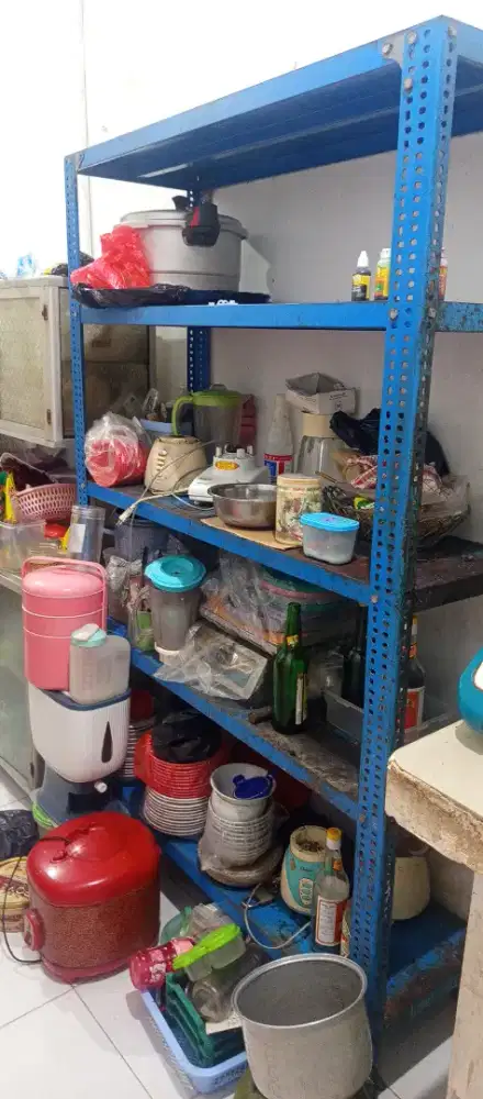 Rak besi 5 susun buat taruh barang