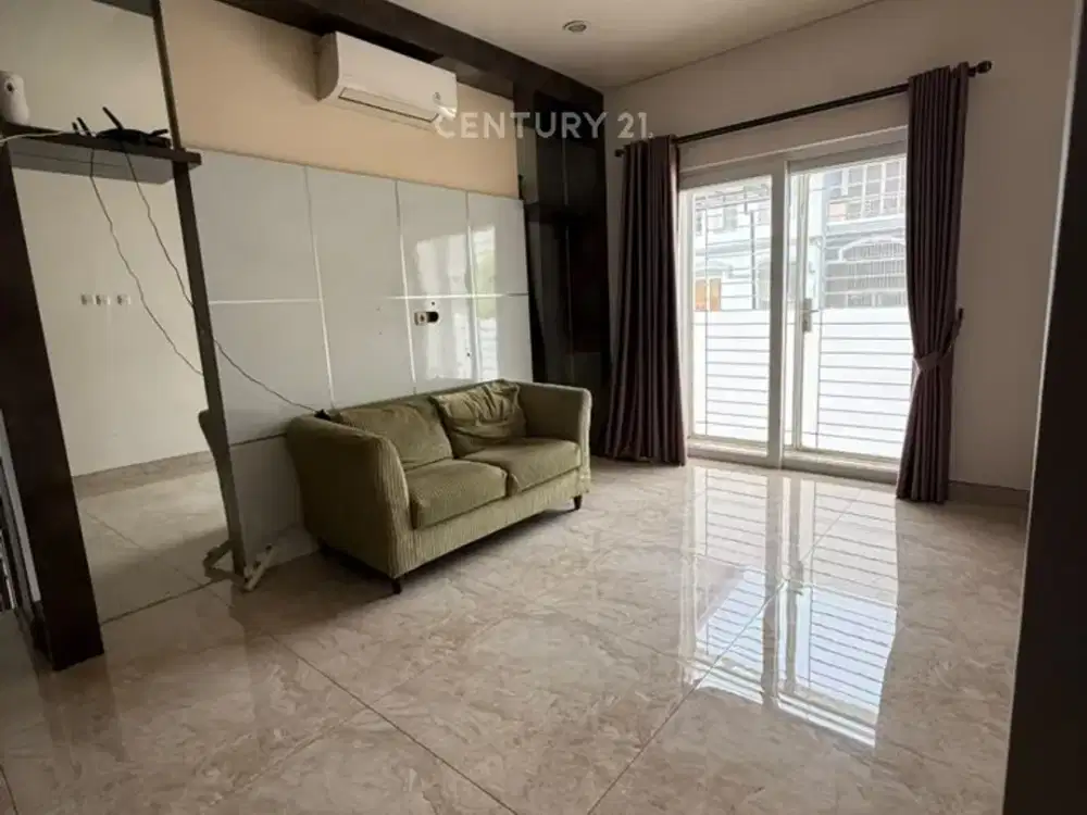 Rumah Exclusive Strategis Siap Huni Di Cendana Golf PIK 1