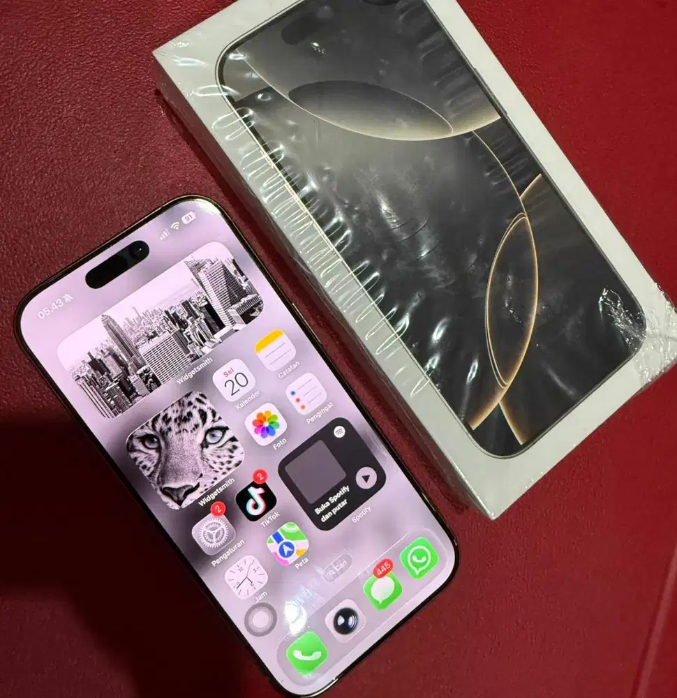 Iphone 16 pro 128 Natural Titanium