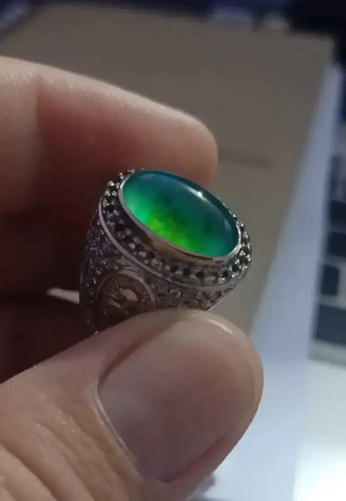 Cincin Natural Bacan