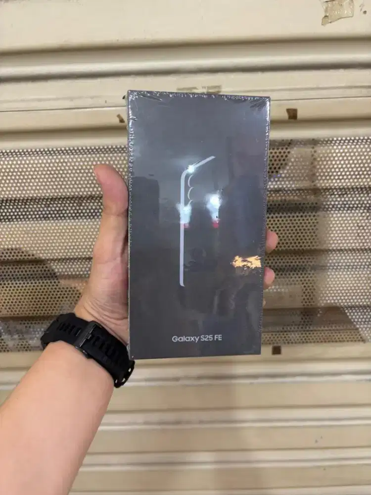Samsung S25 FE 8/256 BARU SEGEL BOX GARANSI RESMI