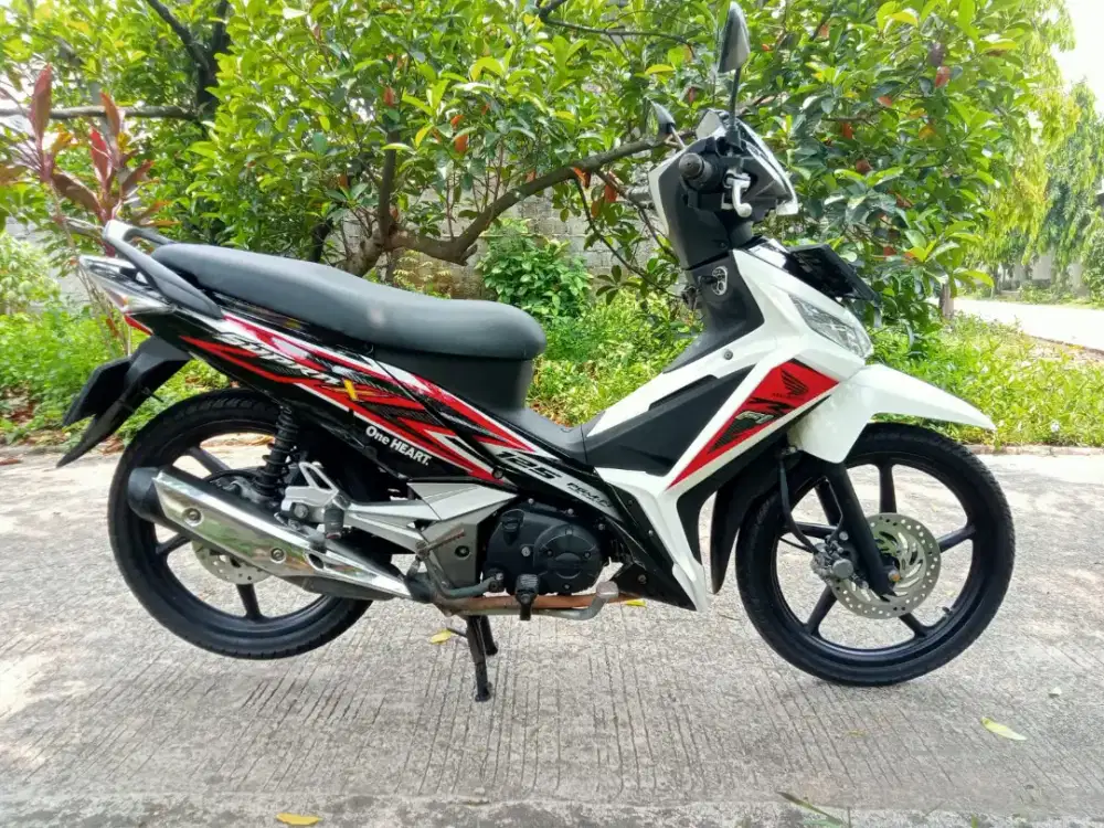 Honda Supra x125 cw fi th 2015 pajak hidup