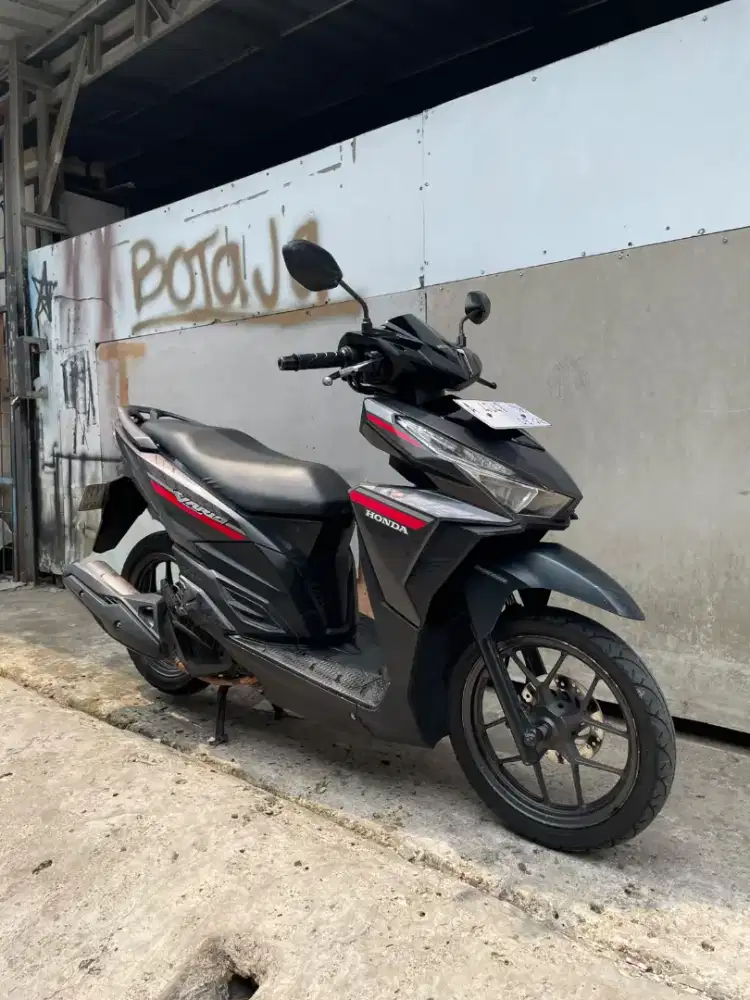 Vario LED old 125cc 2018