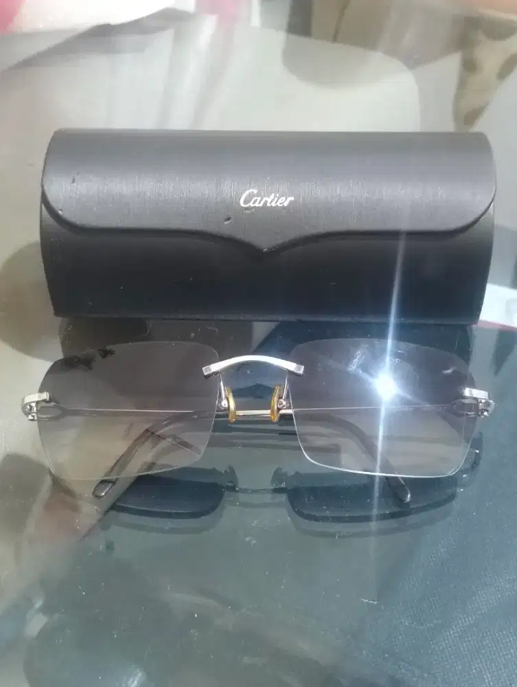 Kacamata Vintage Cartier Rimless
