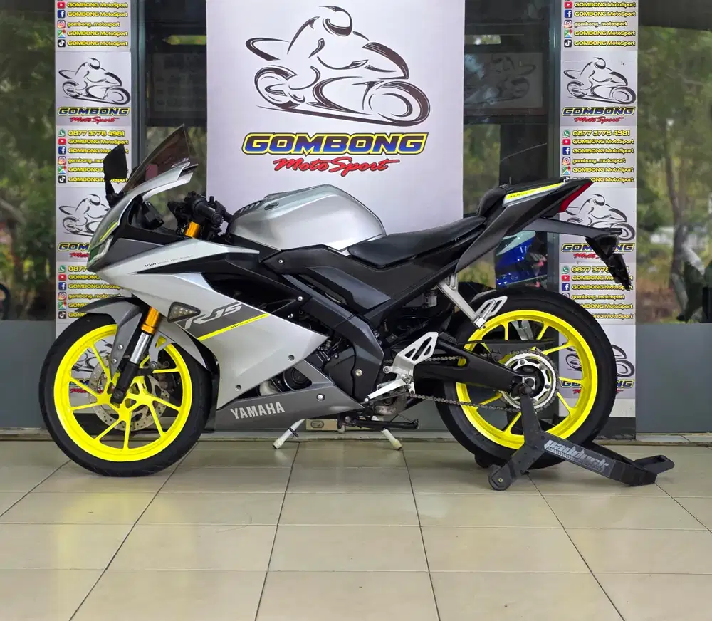 YAMAHA R15 V3 2022