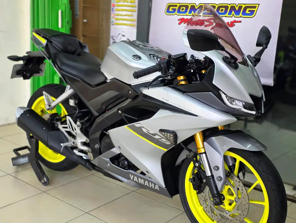 YAMAHA R15 V3 2022