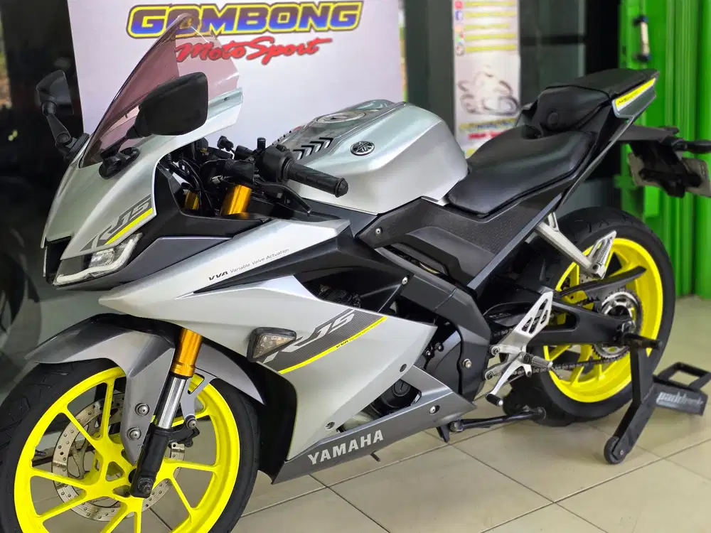 YAMAHA R15 V3 2022