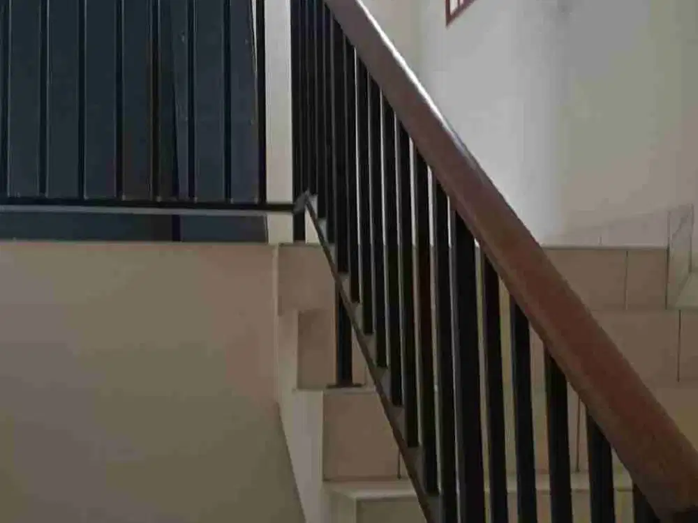 Dijual rumah dibawah pasaran di Cluster Harmoni Harapan Indah Bekasi