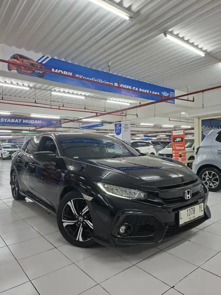 HONDA CIVIC 1.5 E AT HB MATIC HITAM 2017 READY