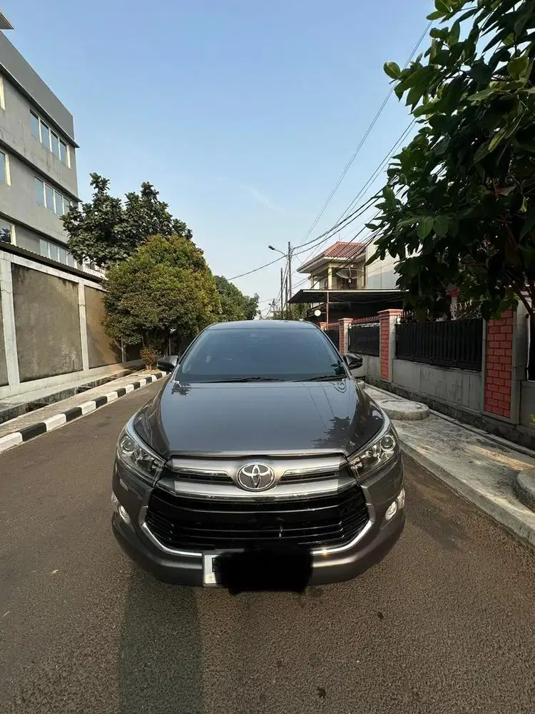 Toyota Kijang Innova V 2.0 Bensin 2018 Cash