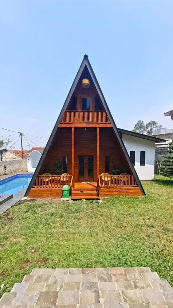 Sewa Villa Tahunan