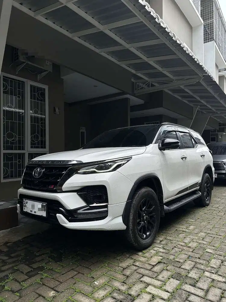 Toyota Fortuner 2023 Diesel
