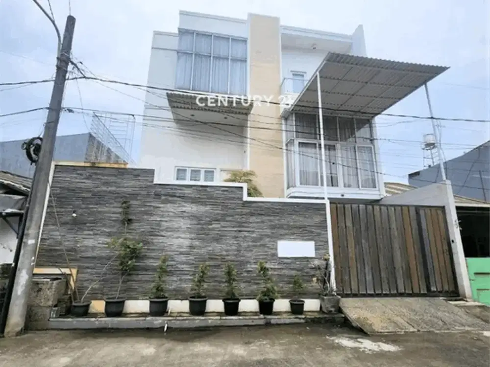 Rumah 35 Lantai Fully Furnished 11039