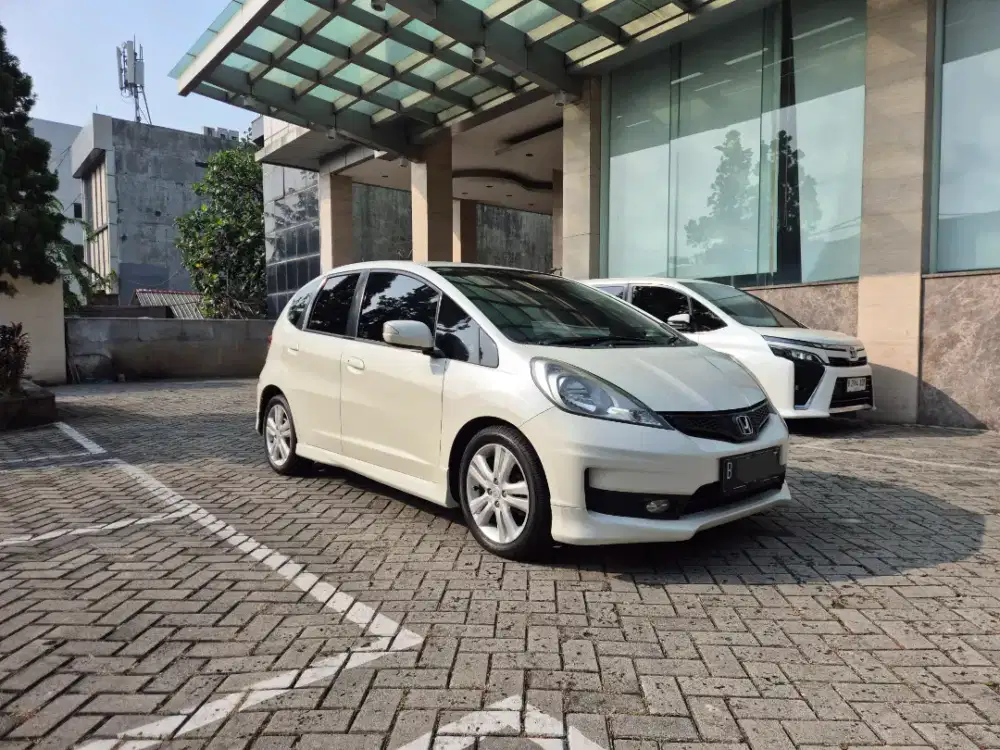 Honda Jazz RS 2012 tangan pertama antik
