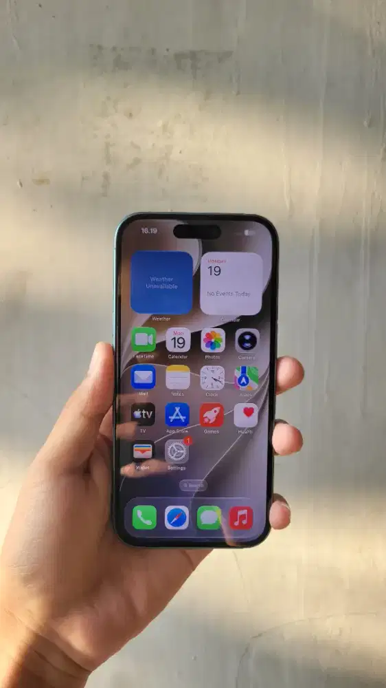 Dijual iPhone 16 128GB Teal