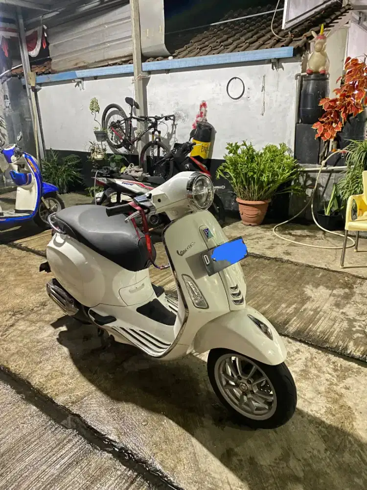 vespa Primavera 2019 I-get abs