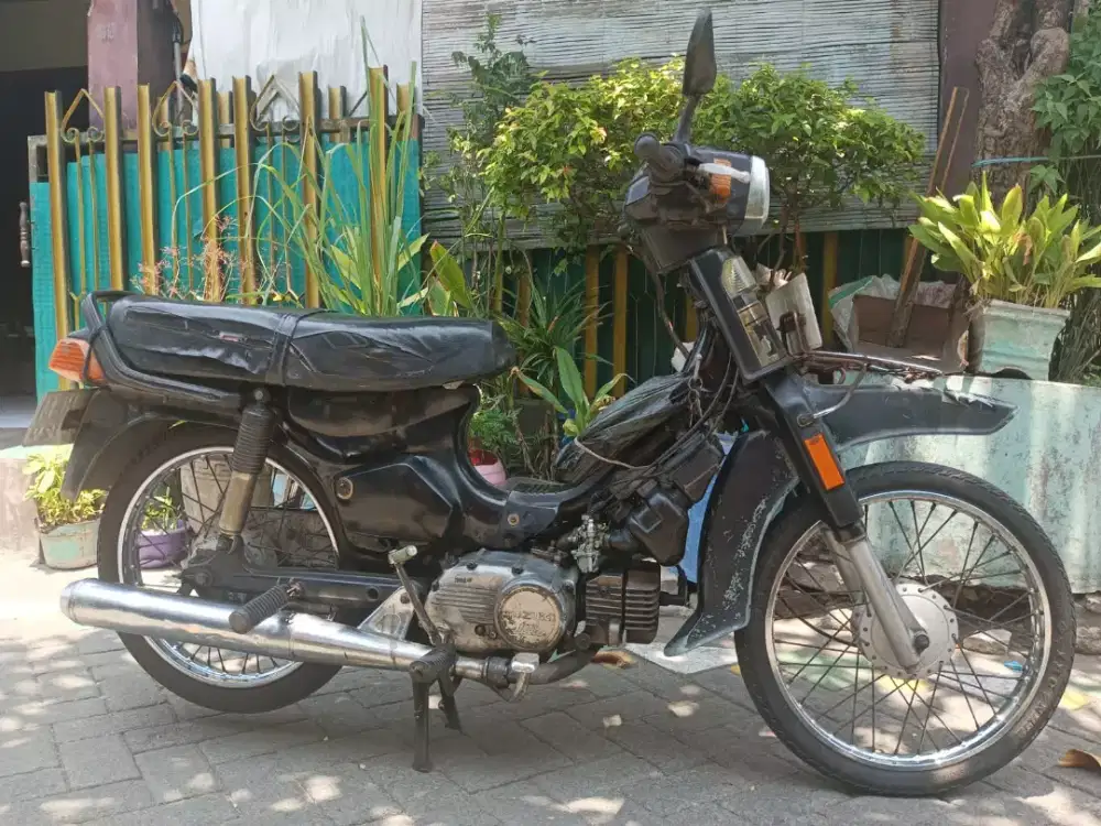 Suzuki rc 100 th 87 komplit