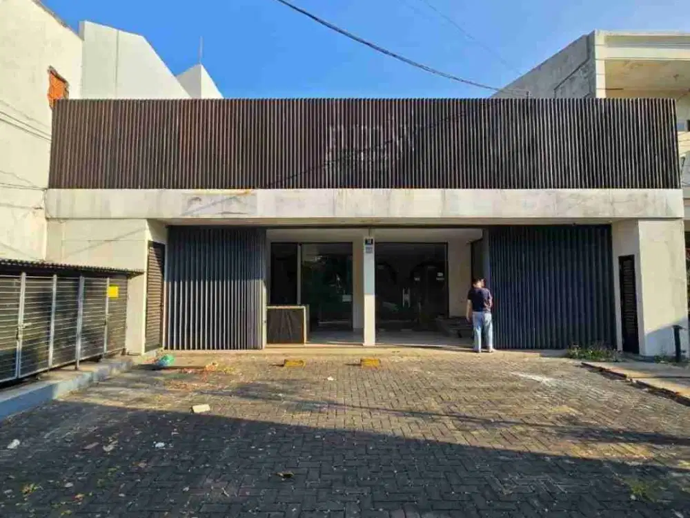 DISEWAKAN KOMERSIL AREA,PARKIR LUAS, COCOK BUAT KLINIK, KANTOR, MINIMARKET, RESTO&CAFE DLL, SBY TIMUR