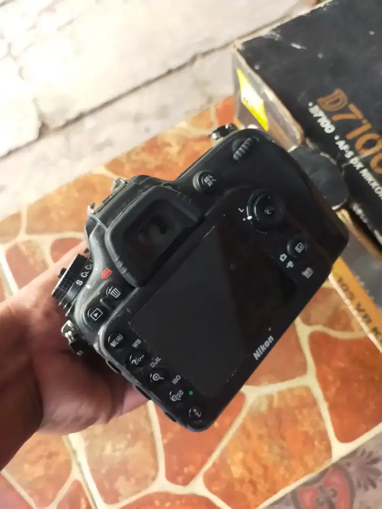 BUUUUU Camera Nikon D7100 SC 41xxx Body Only