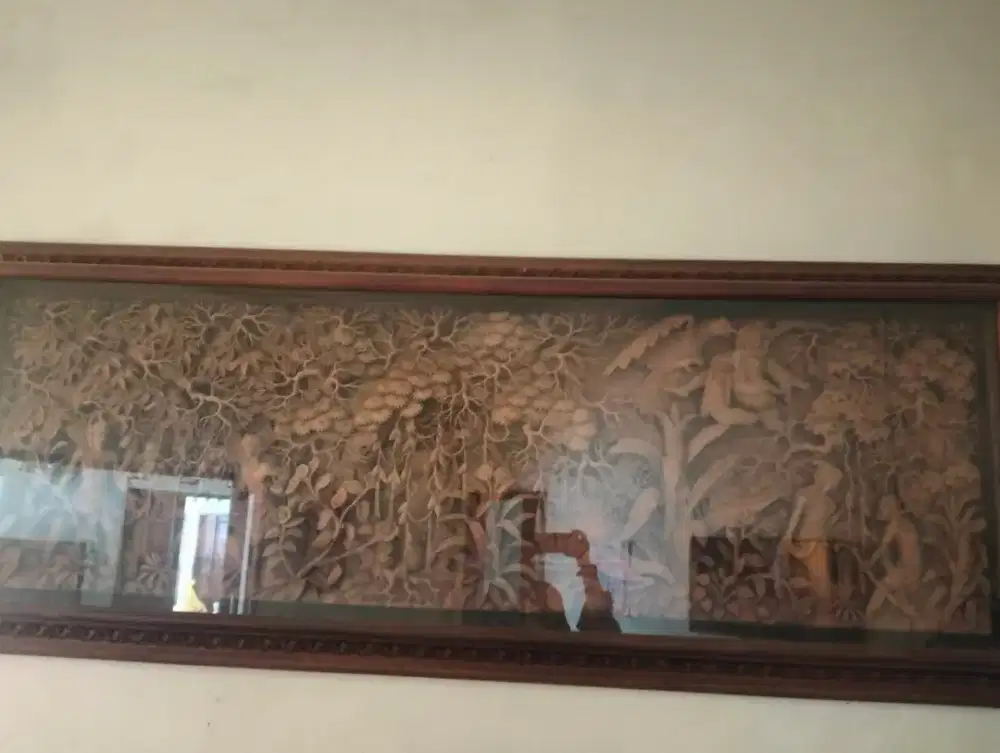 Hiasan dinding relief 3 dimensi