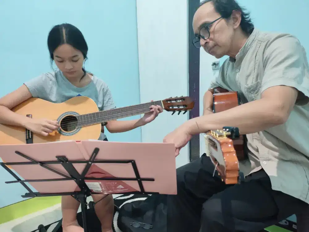 Kursus Private Gitar Klasik (Akustik)