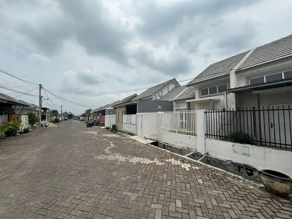 Dijuala Via Lelang Rumah 1 Lantai Alana Regency Cemandi
