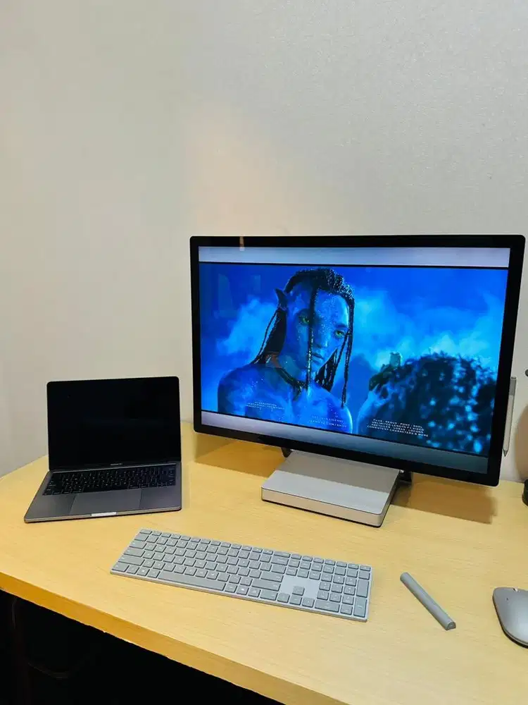 Microsoft Surface studio 2 like new