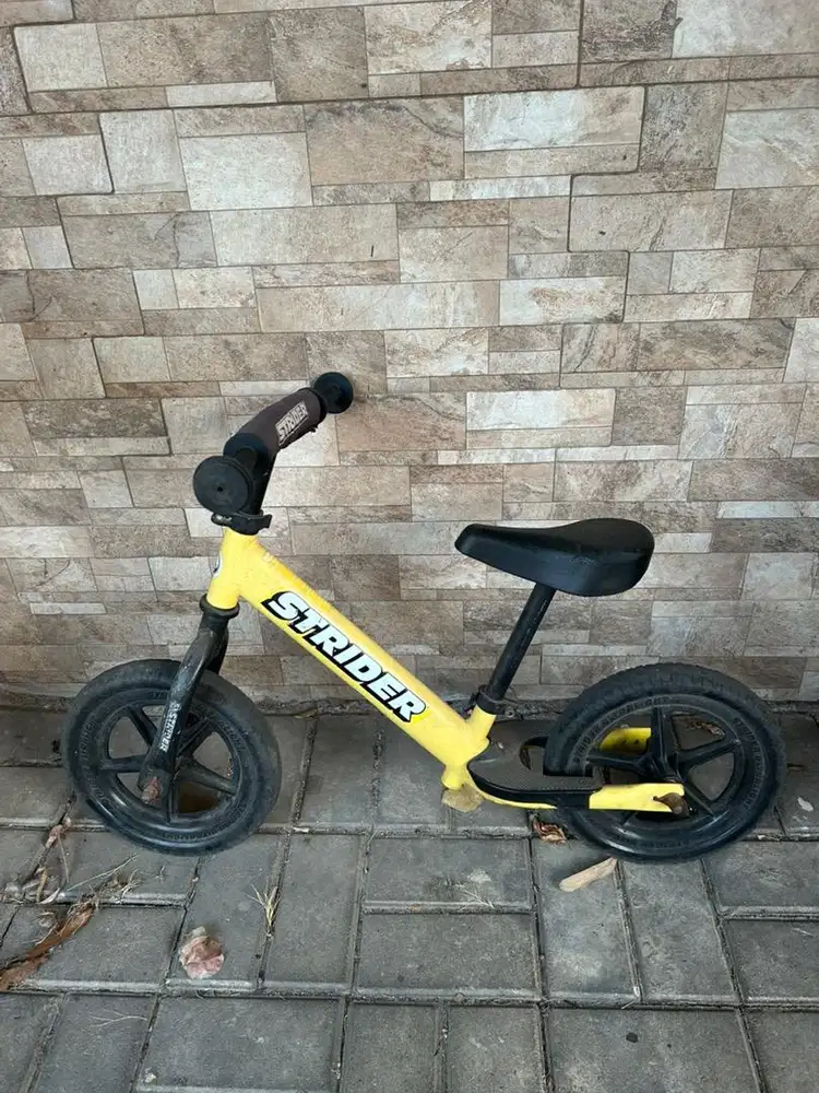 JUAL Push Bike Strider warna Kuning