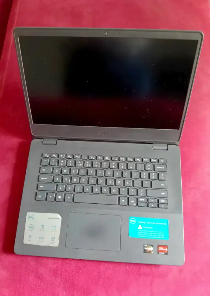 Dell Vostro 3405 AMD Ryzen 3 3250U RAM 8GB SSD 256gb lancar jaya