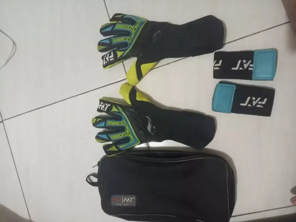 Sarung tangan kiper fat