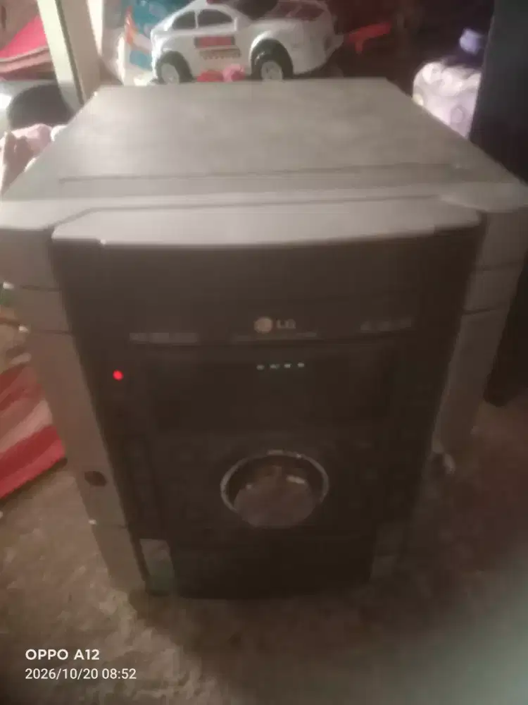 Head unit lg masih nyala.