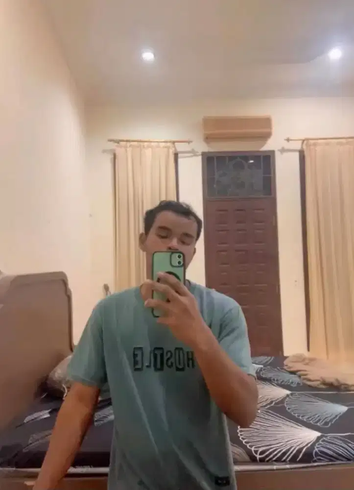 Saya sedang mencari kerja