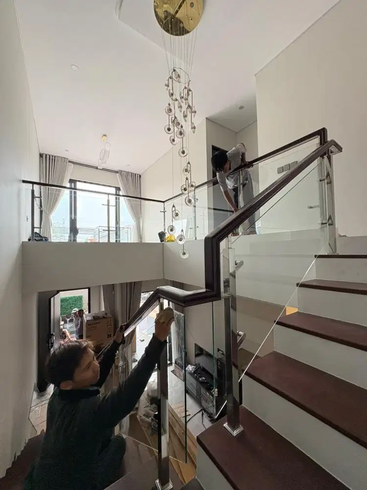 Ralling balcon stailes kaca