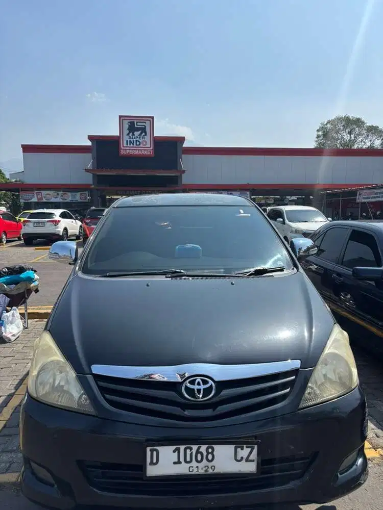 Toyota Kijang Innova 2008 Bensin