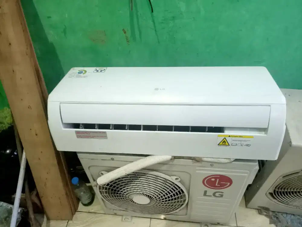 Jual ac LG 1/2 pk  r 32lowat 360watt kondisi 95% ori semua